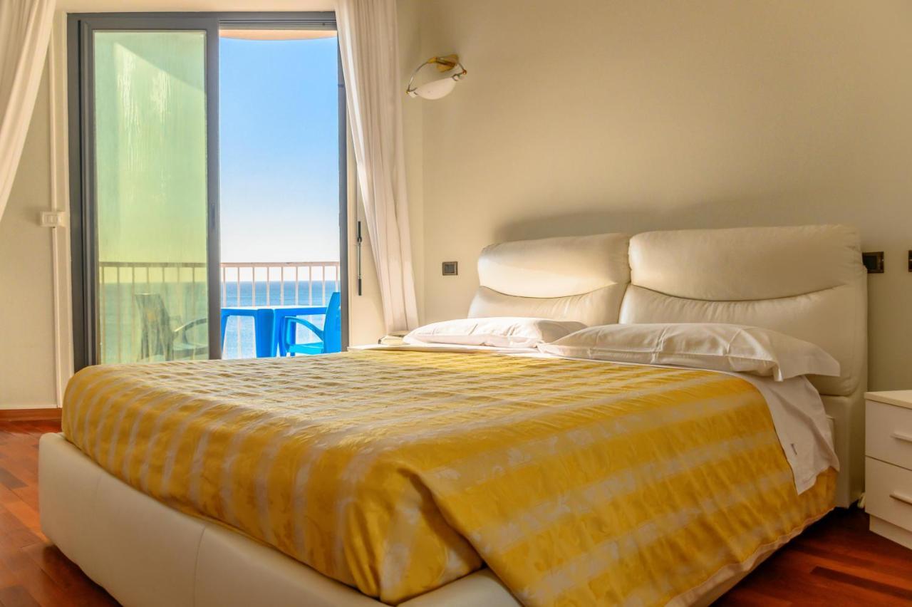 Hotel Sirenella Mele Luaran gambar