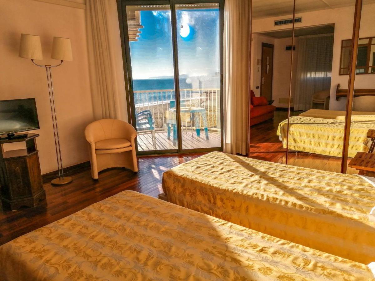 Hotel Sirenella Mele Luaran gambar
